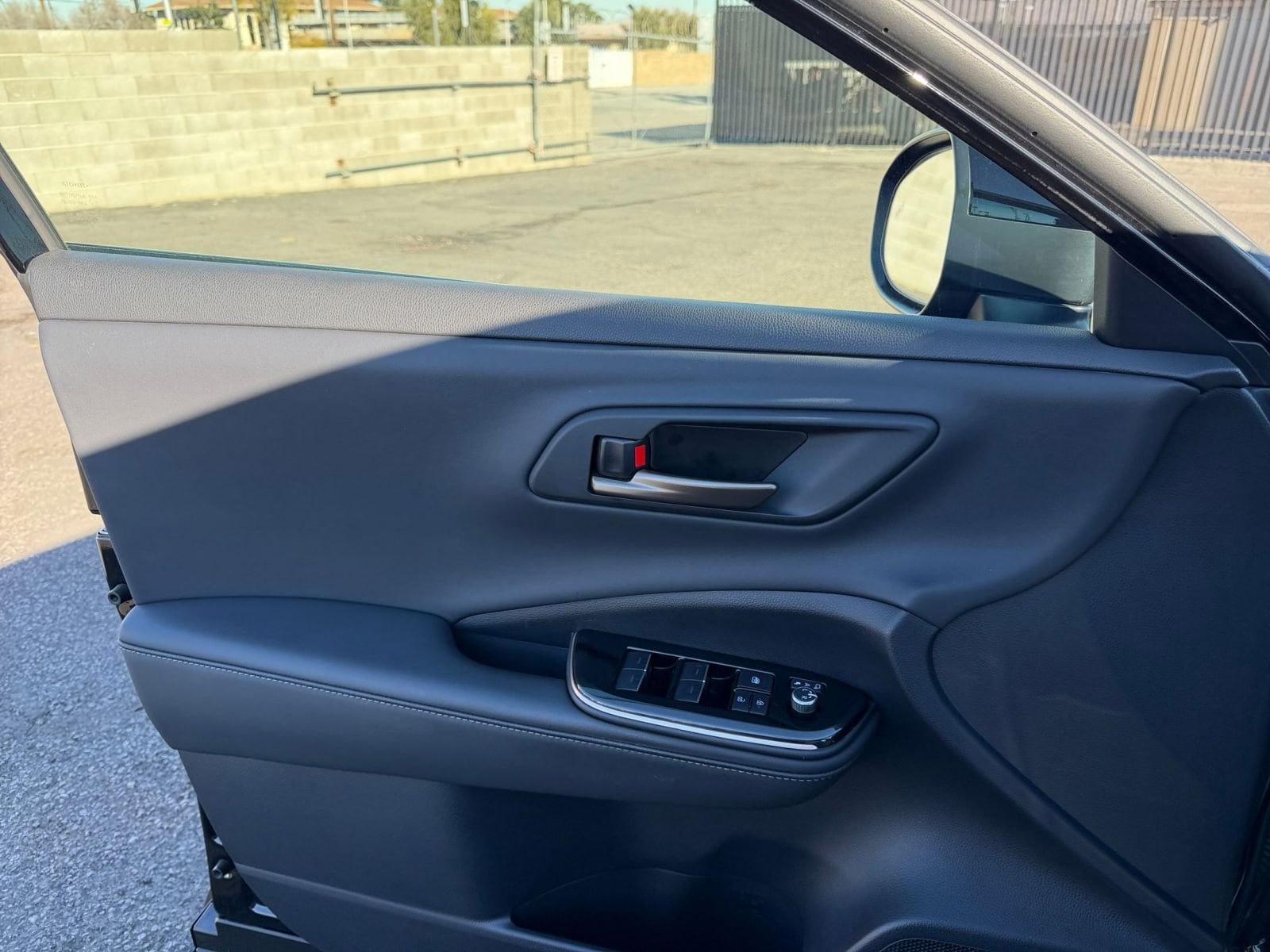 Thumbnail: 2025 Toyota Crown - 20