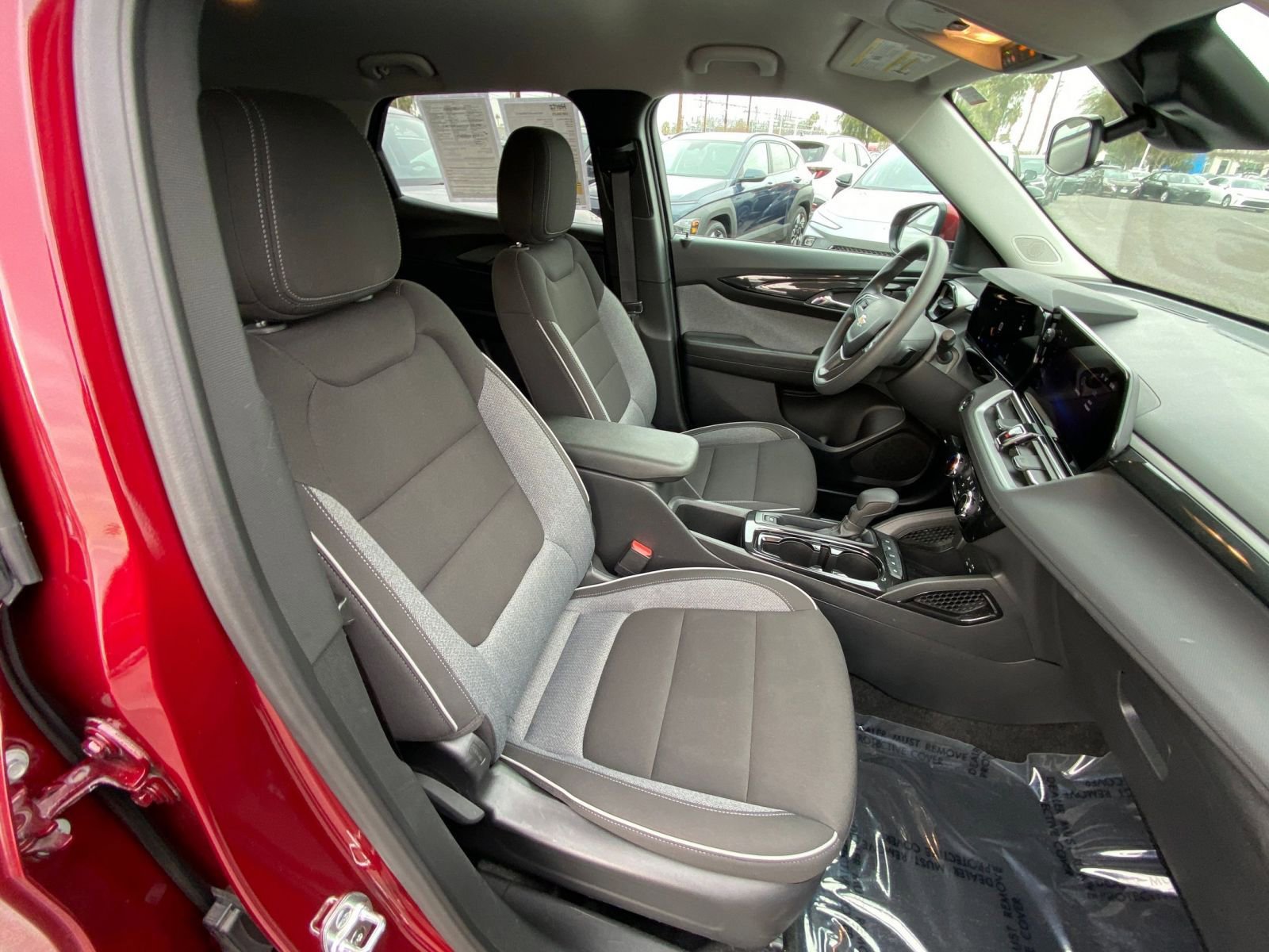 Thumbnail: 2025 Chevrolet TrailBlazer - 27