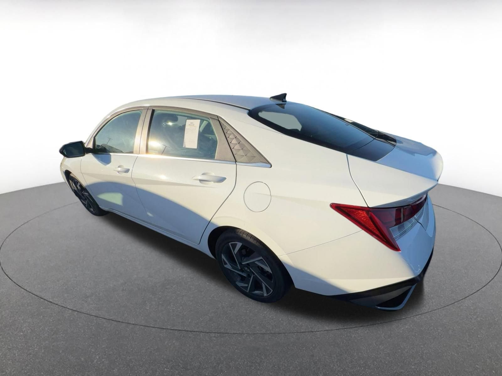 Thumbnail: 2025 Hyundai Elantra - 4