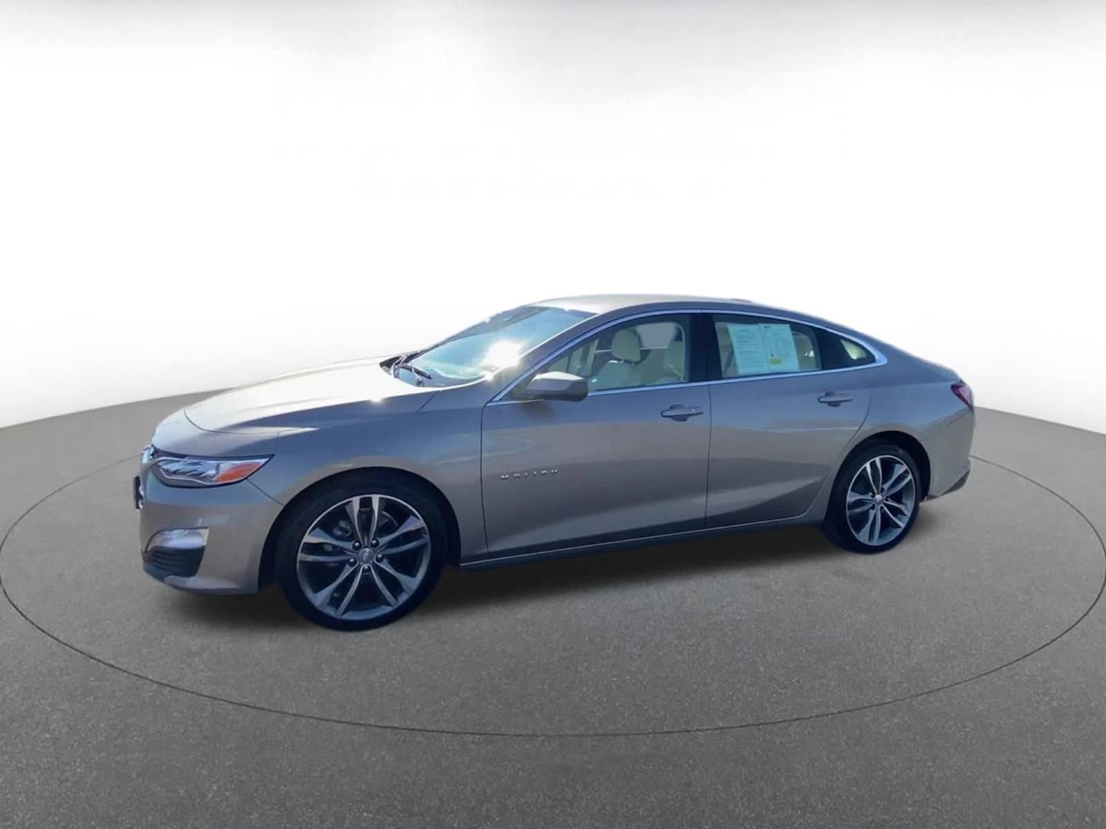 Thumbnail: 2024 Chevrolet Malibu - 8