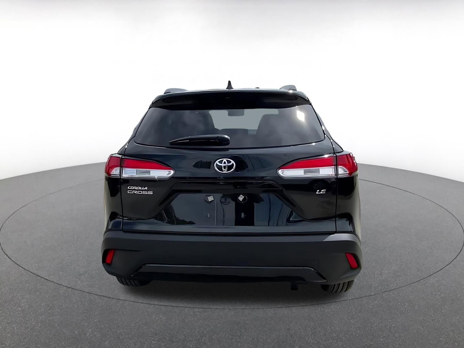 Thumbnail: 2025 Toyota Corolla Cross - 12