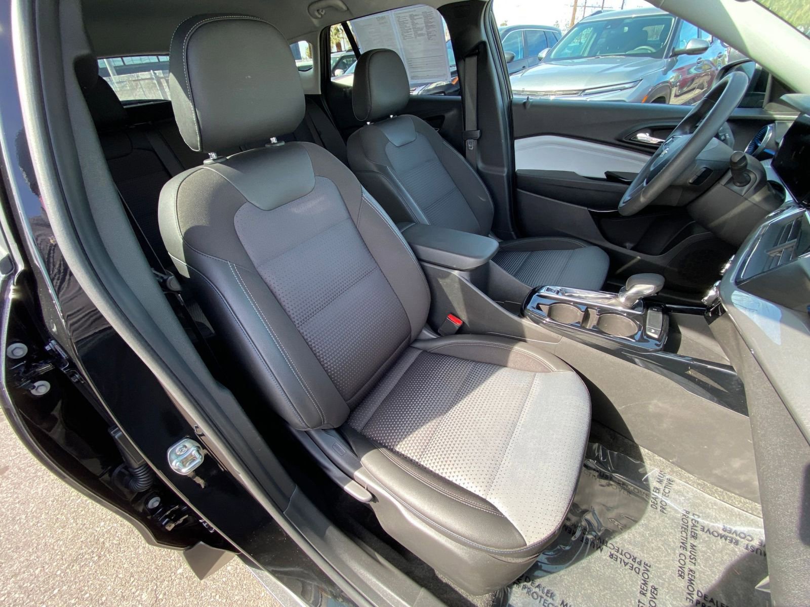 Thumbnail: 2025 Chevrolet Trax - 35