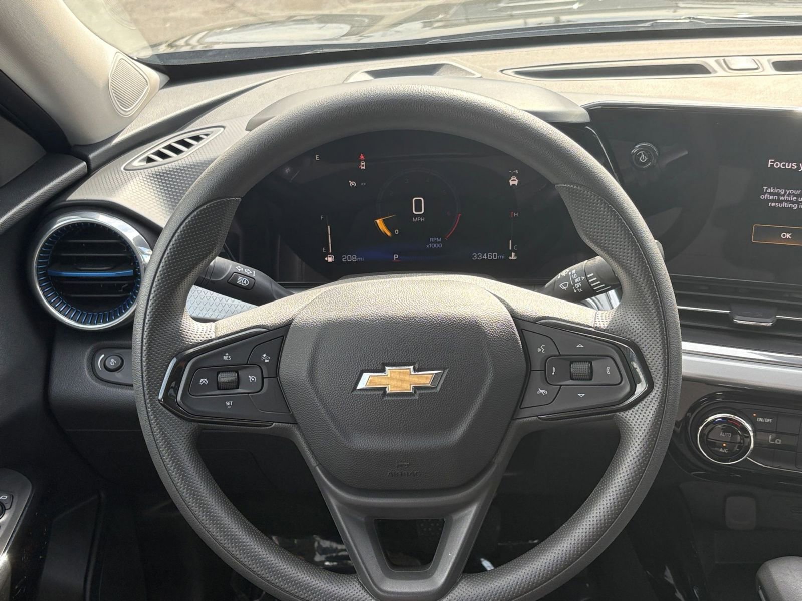 Thumbnail: 2025 Chevrolet Trax - 33