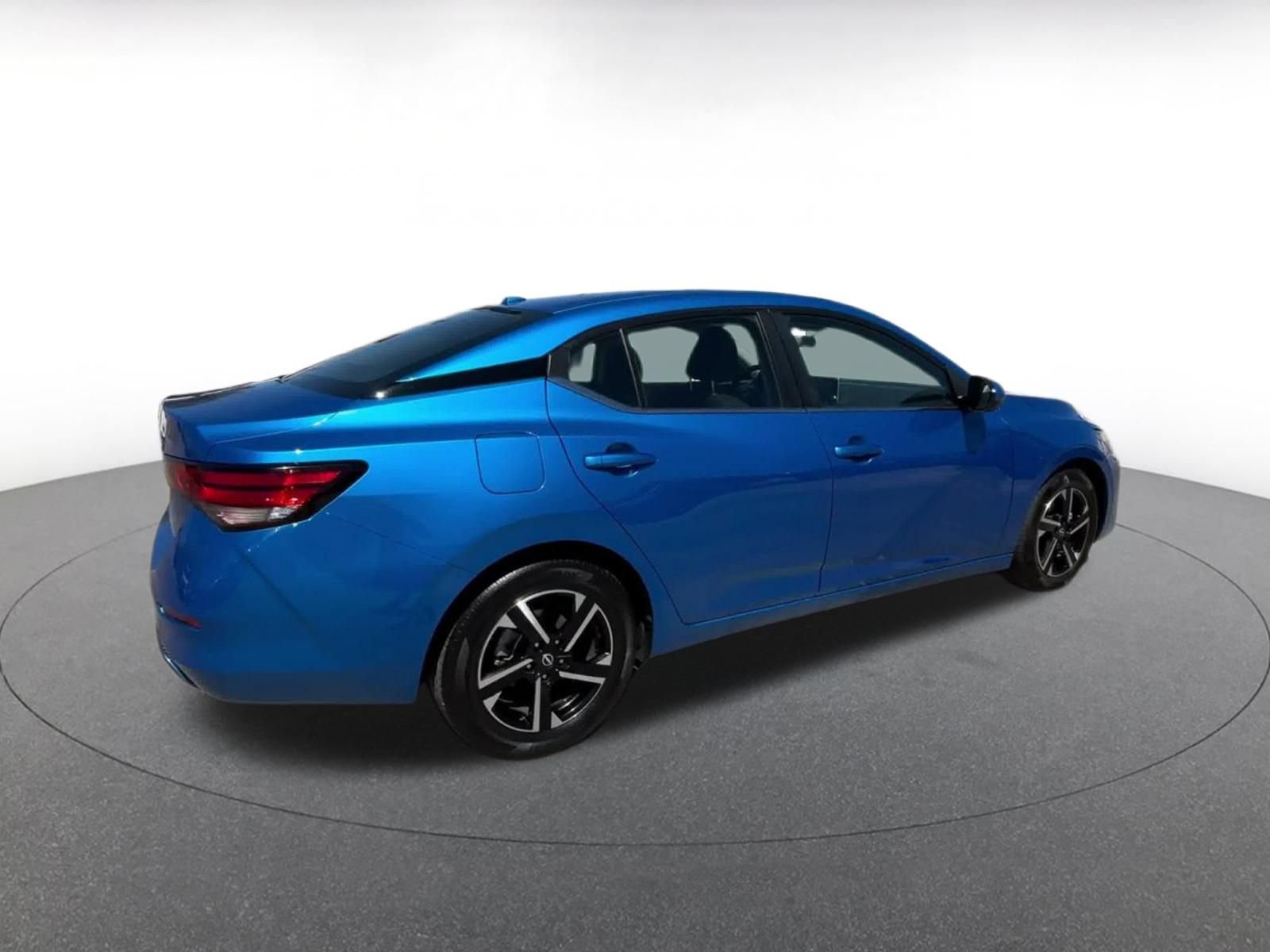 Thumbnail: 2025 Nissan Sentra - 13