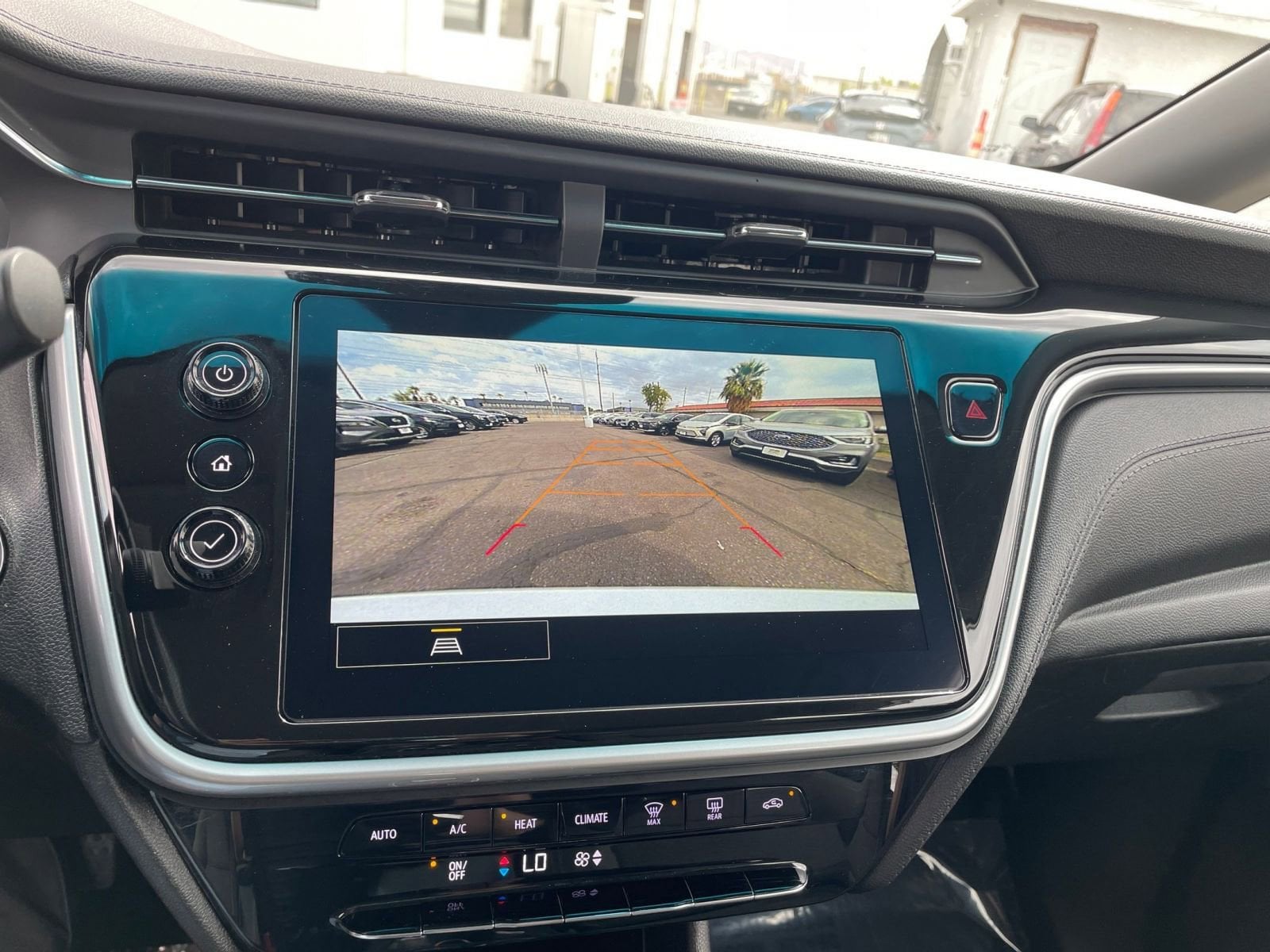 Thumbnail: 2023 Chevrolet Bolt EV - 21