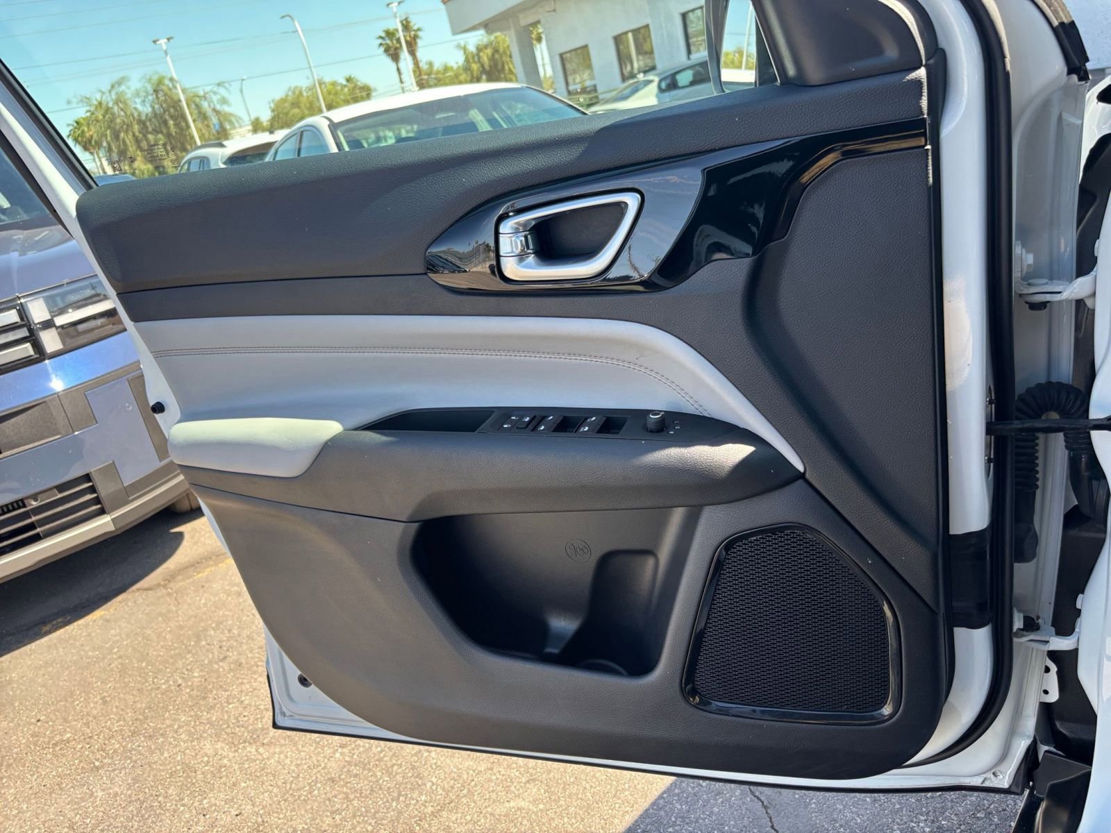 Thumbnail: 2025 Jeep Compass - 18