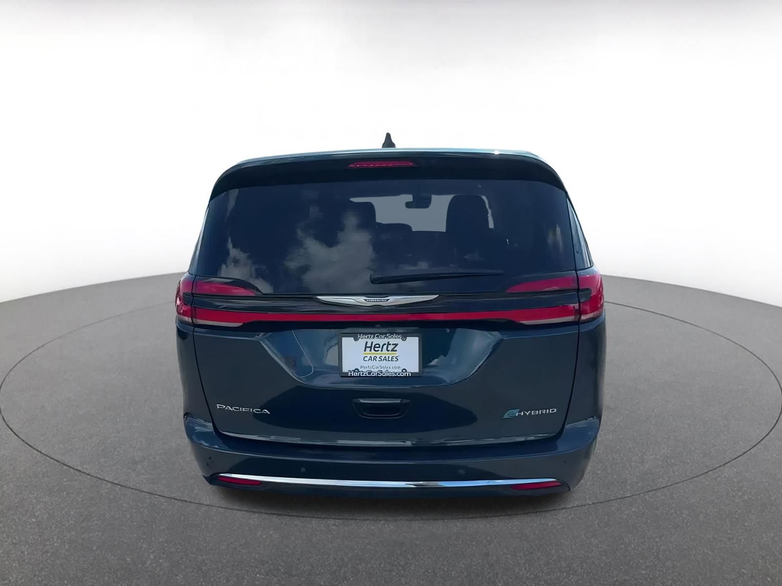 Thumbnail: 2023 Chrysler Pacifica - 11