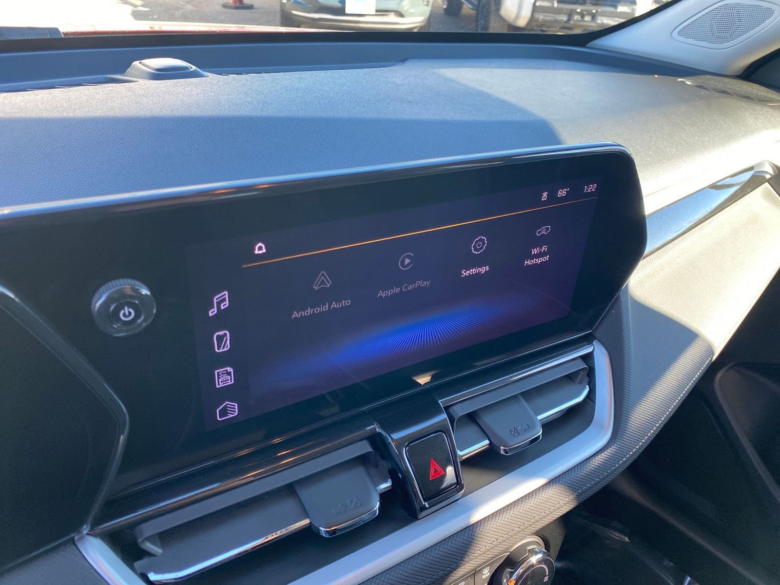 Thumbnail: 2025 Chevrolet TrailBlazer - 21