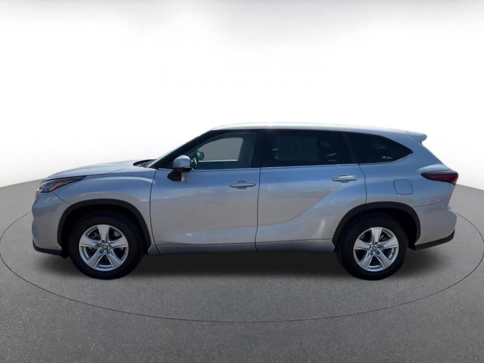 Thumbnail: 2025 Toyota Highlander - 9