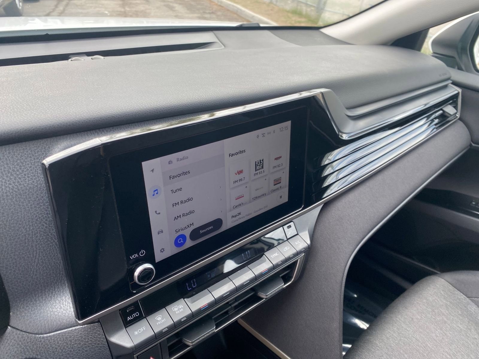 Thumbnail: 2025 Toyota Camry - 21