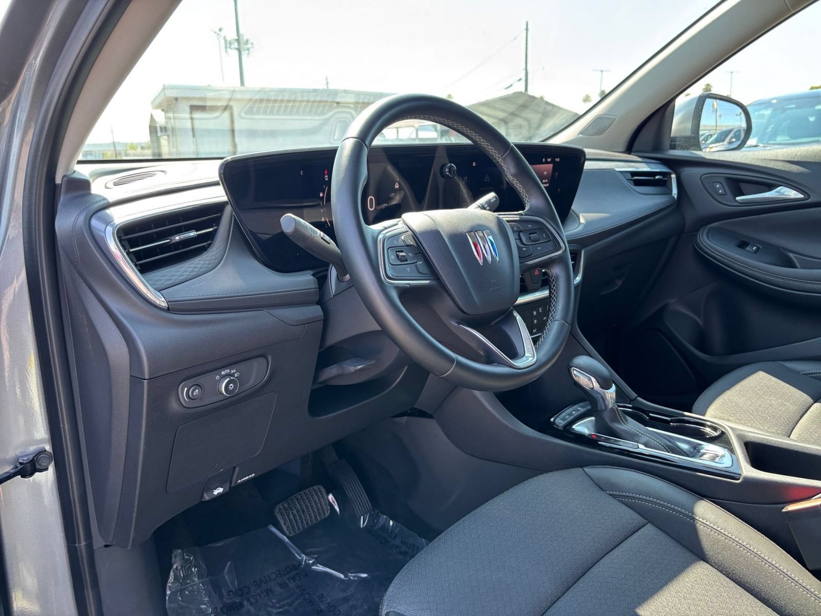 Thumbnail: 2025 Buick Encore GX - 32