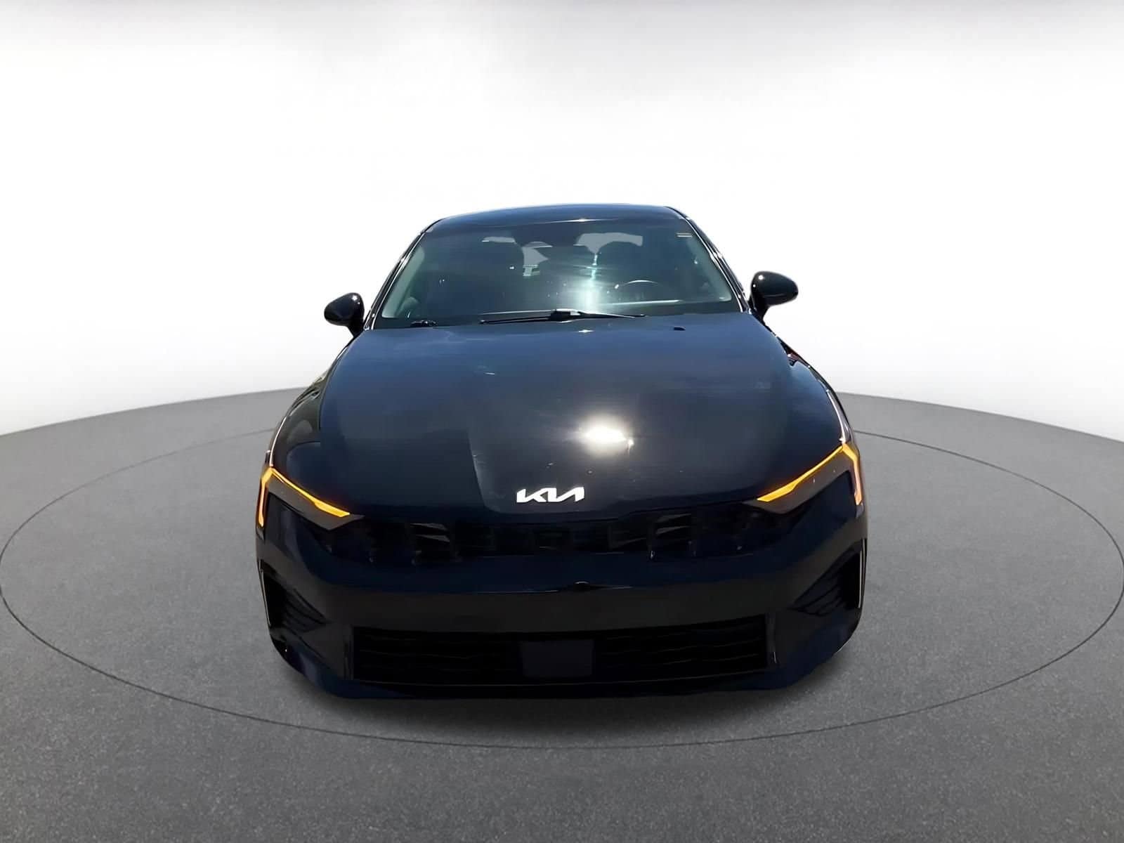 Thumbnail: 2025 Kia K5 - 3