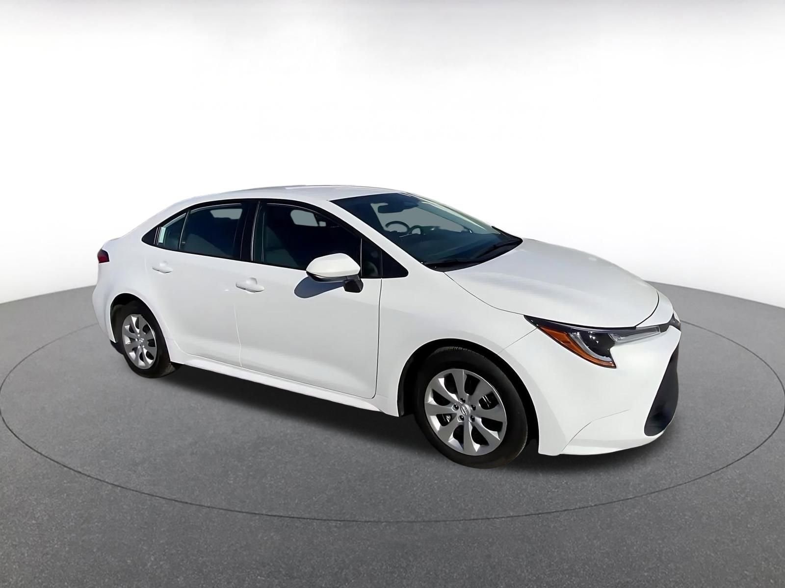 Thumbnail: 2025 Toyota Corolla - 2