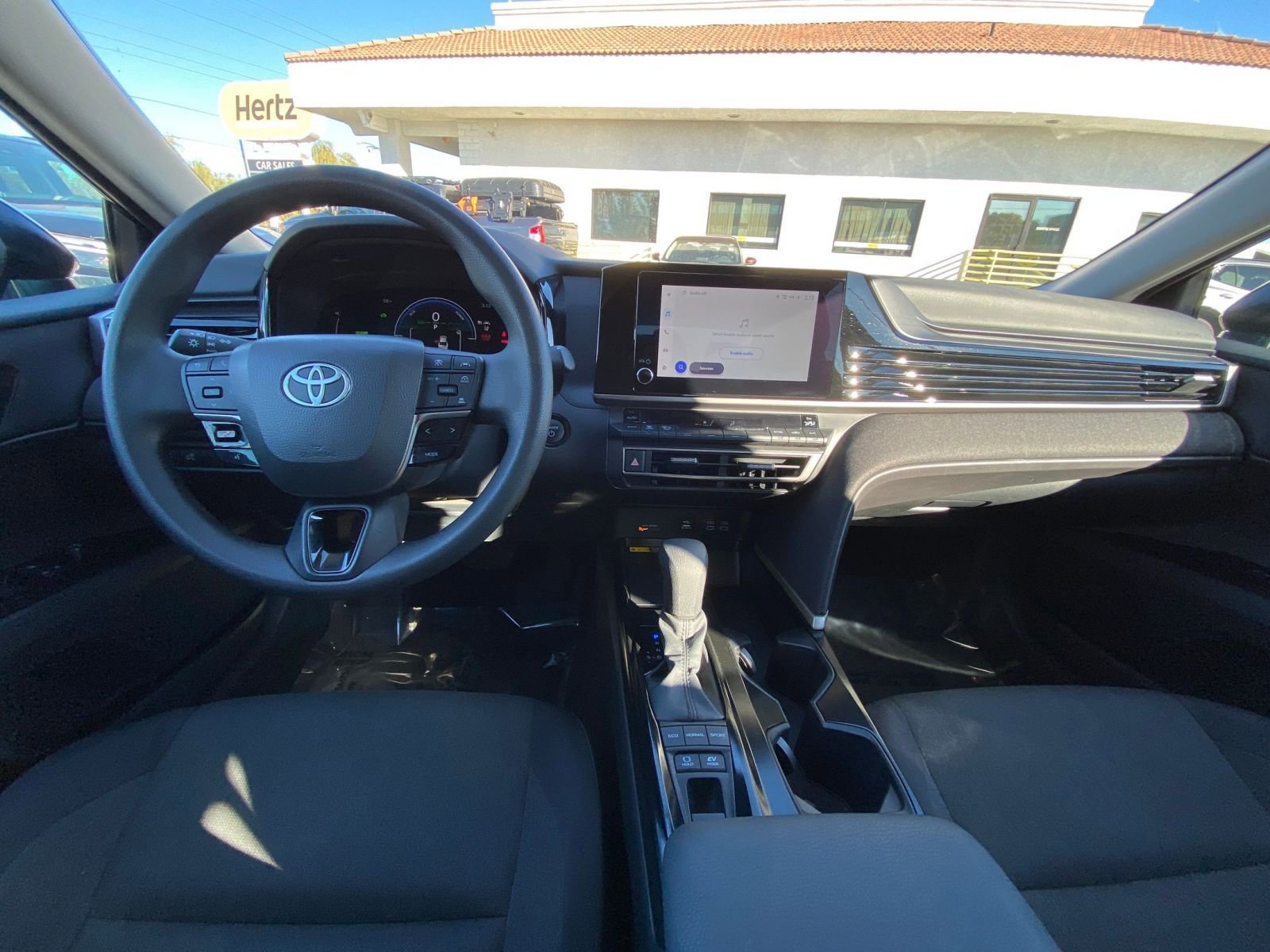 Thumbnail: 2025 Toyota Camry - 33