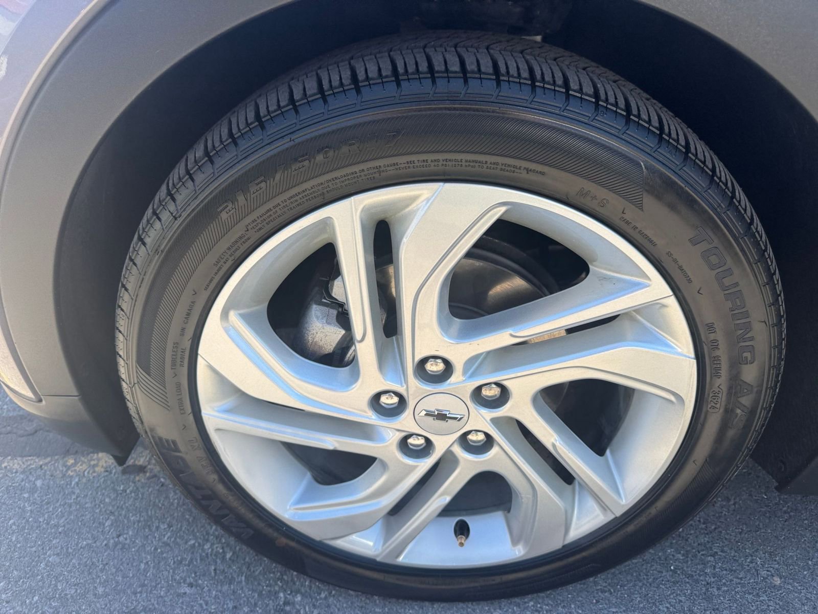 Thumbnail: 2023 Chevrolet Bolt EV - 30