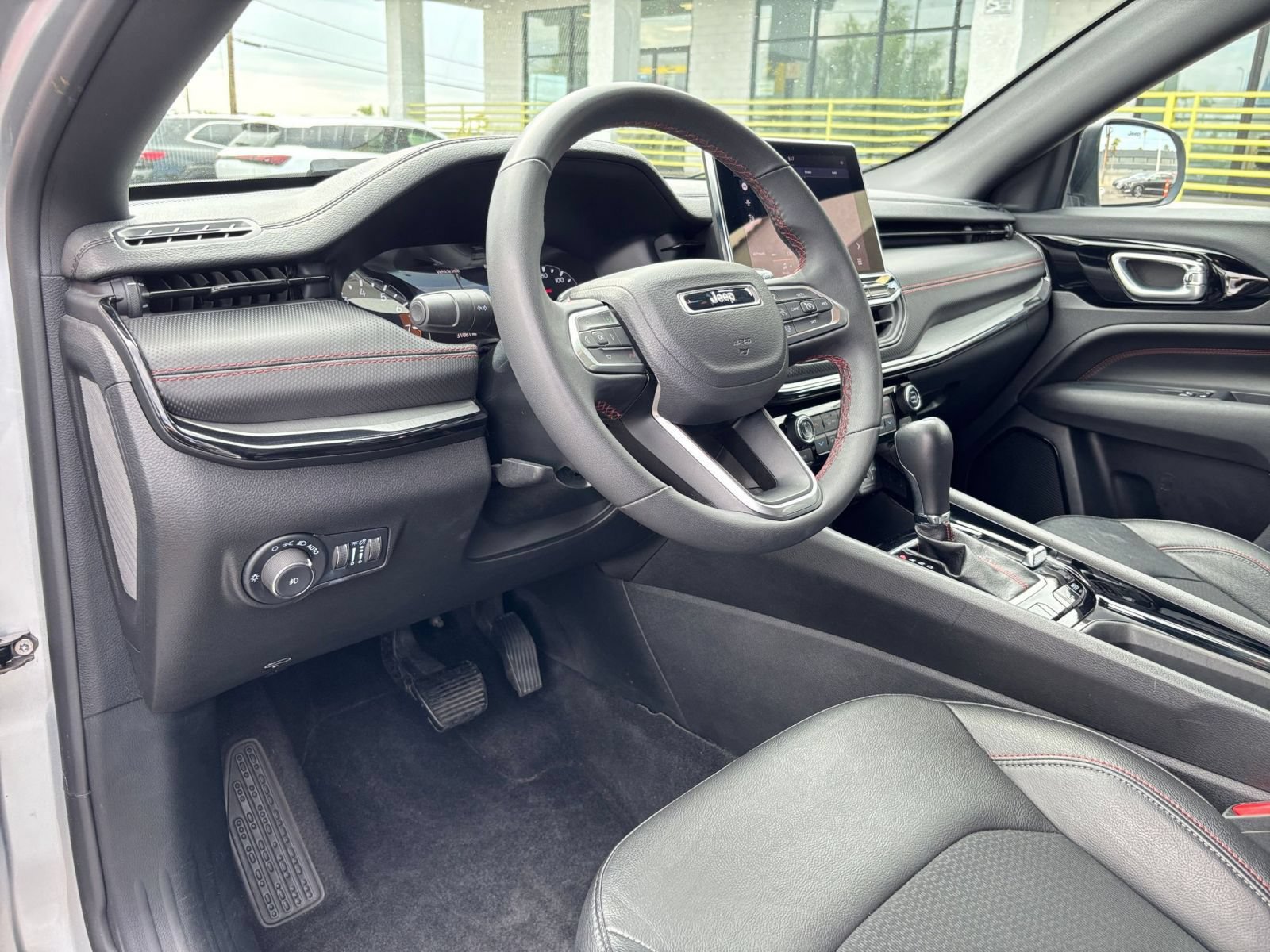 Thumbnail: 2025 Jeep Compass - 33