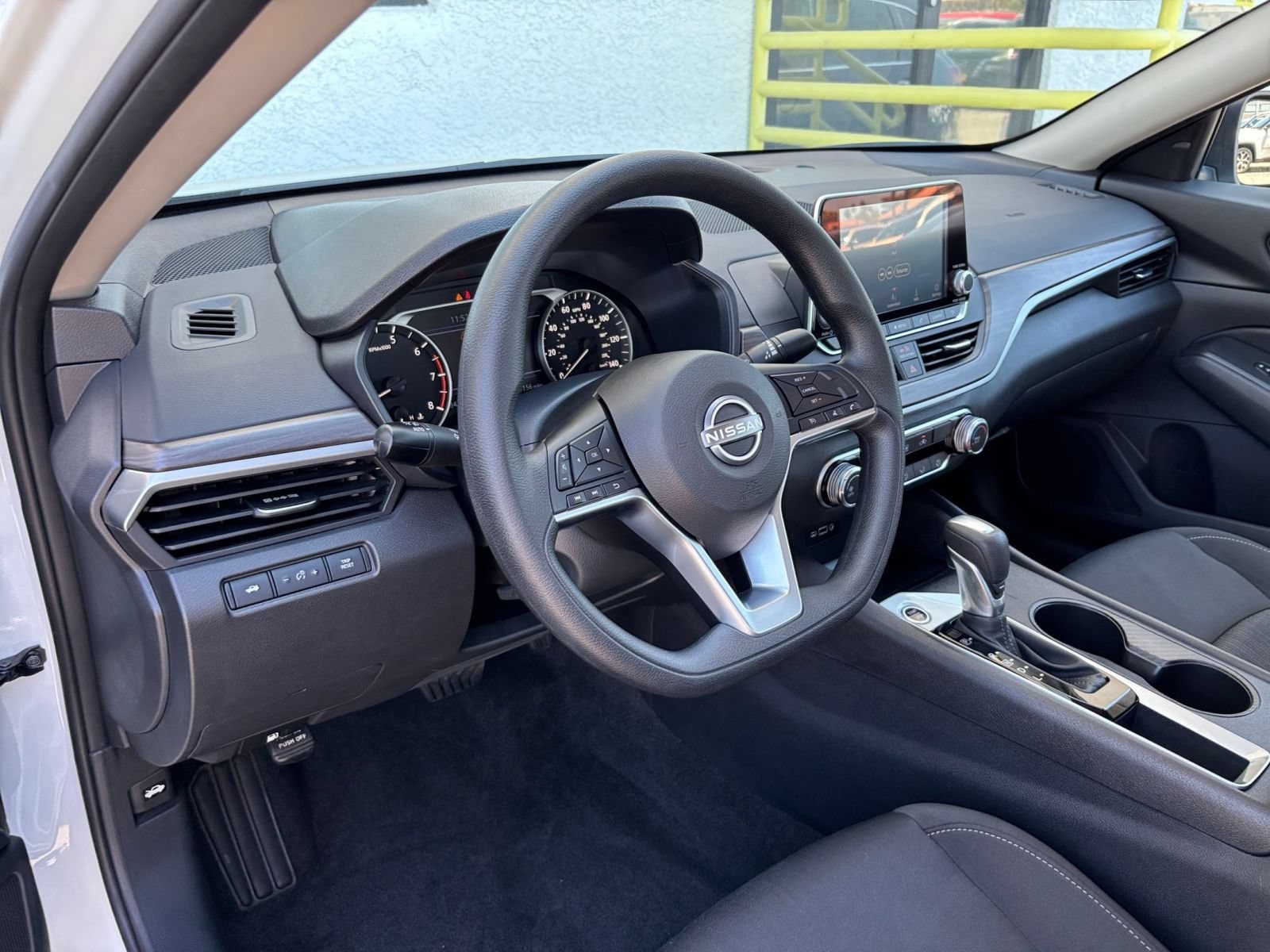 Thumbnail: 2025 Nissan Altima - 29