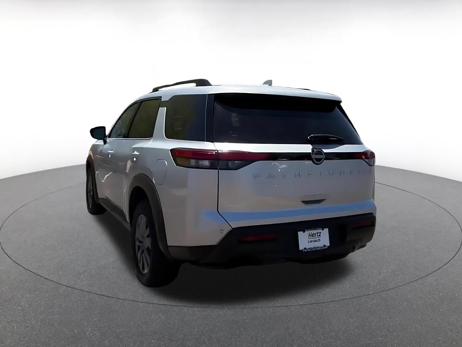 Thumbnail: 2025 Nissan Pathfinder - 11