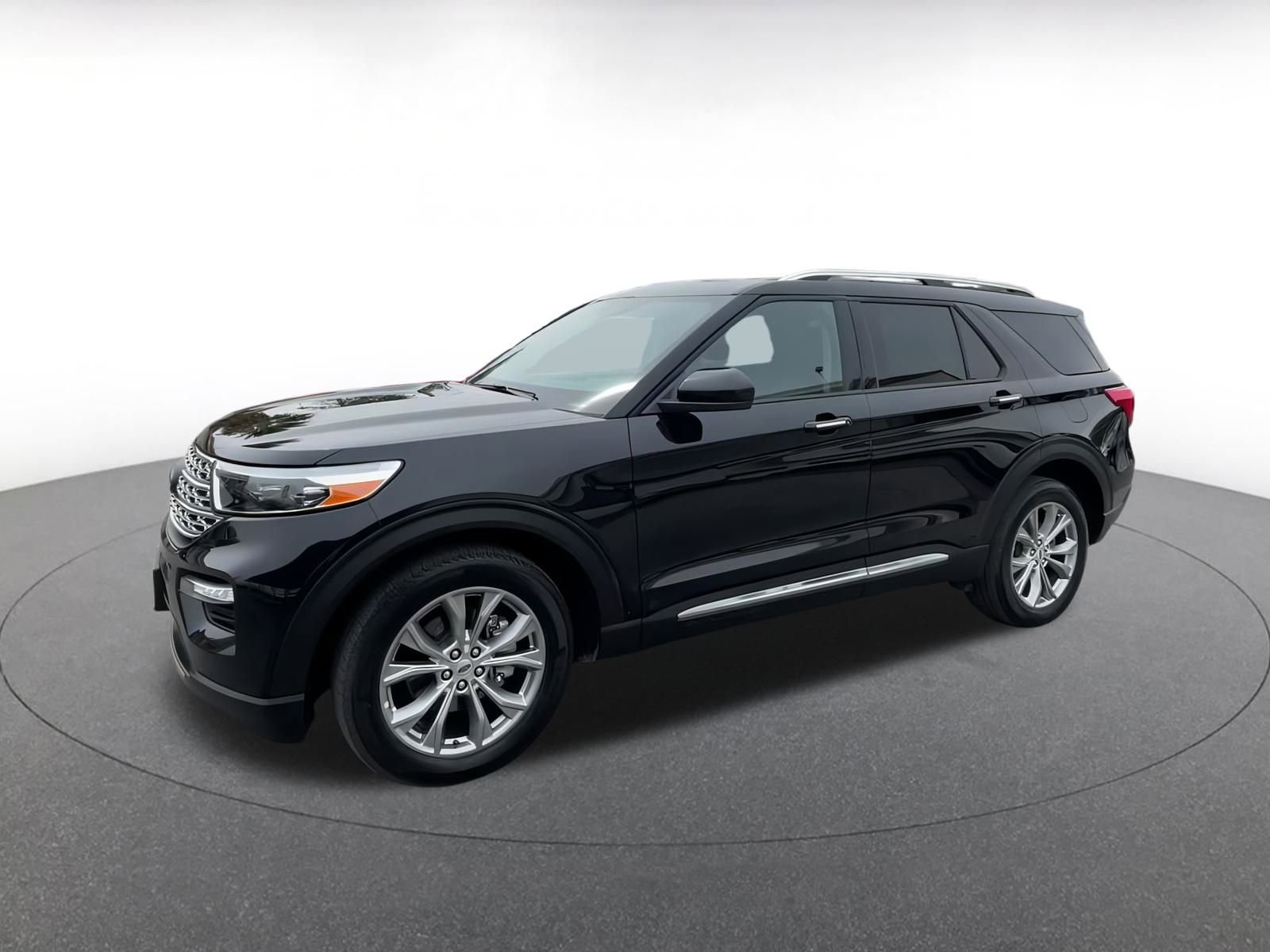 Thumbnail: 2024 Ford Explorer - 8