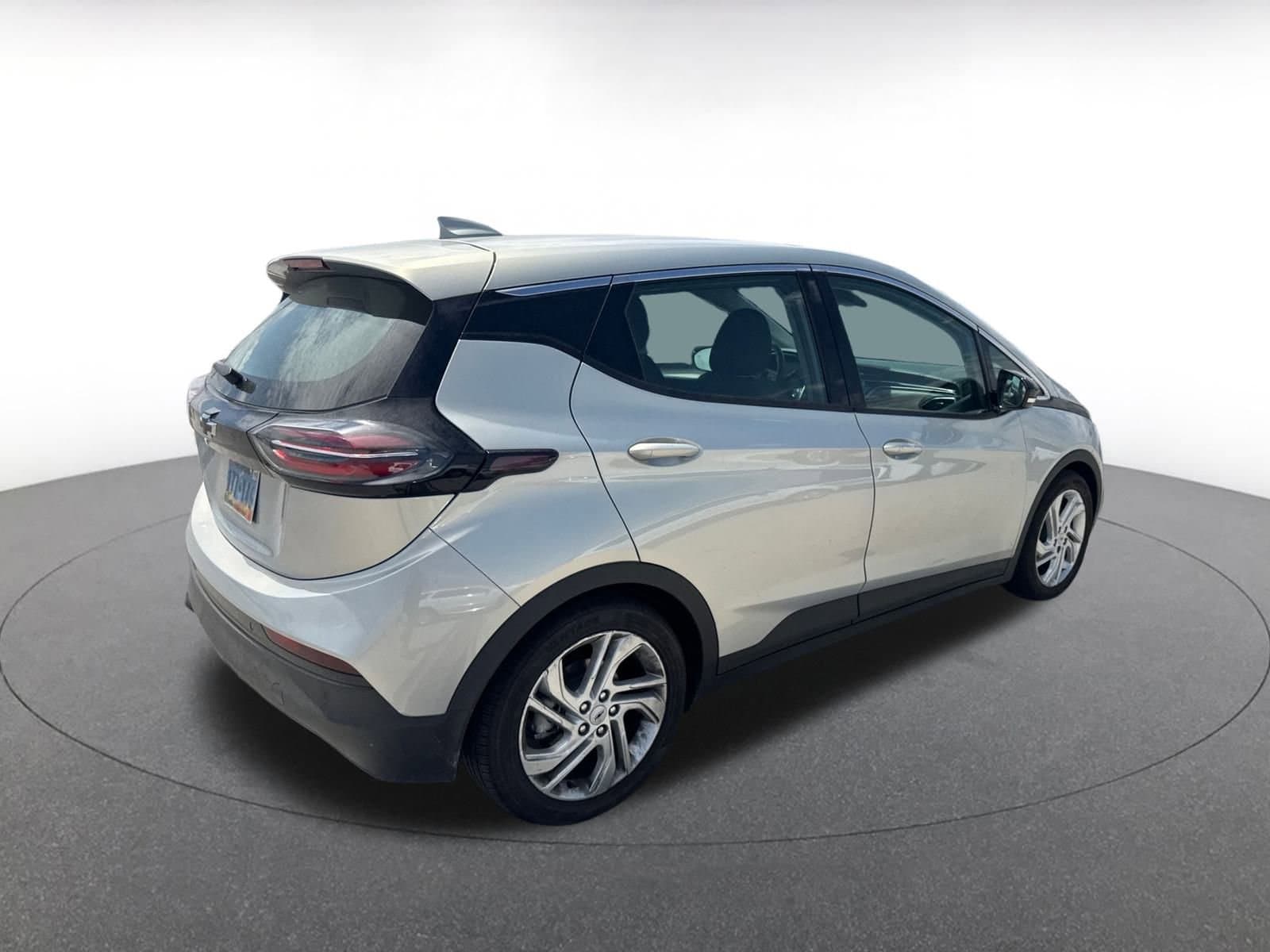 Thumbnail: 2023 Chevrolet Bolt EV - 6
