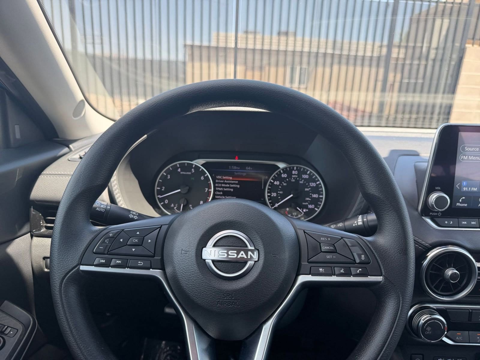 Thumbnail: 2025 Nissan Sentra - 32
