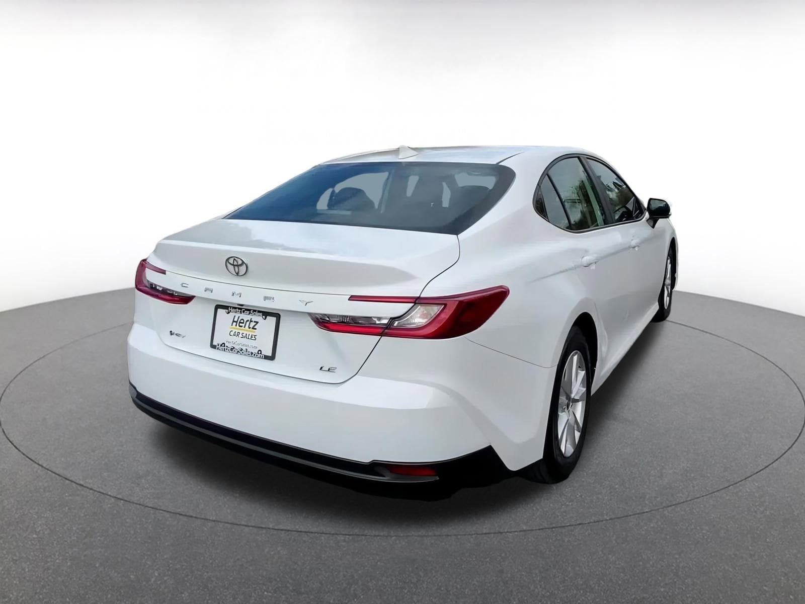 Thumbnail: 2025 Toyota Camry - 14