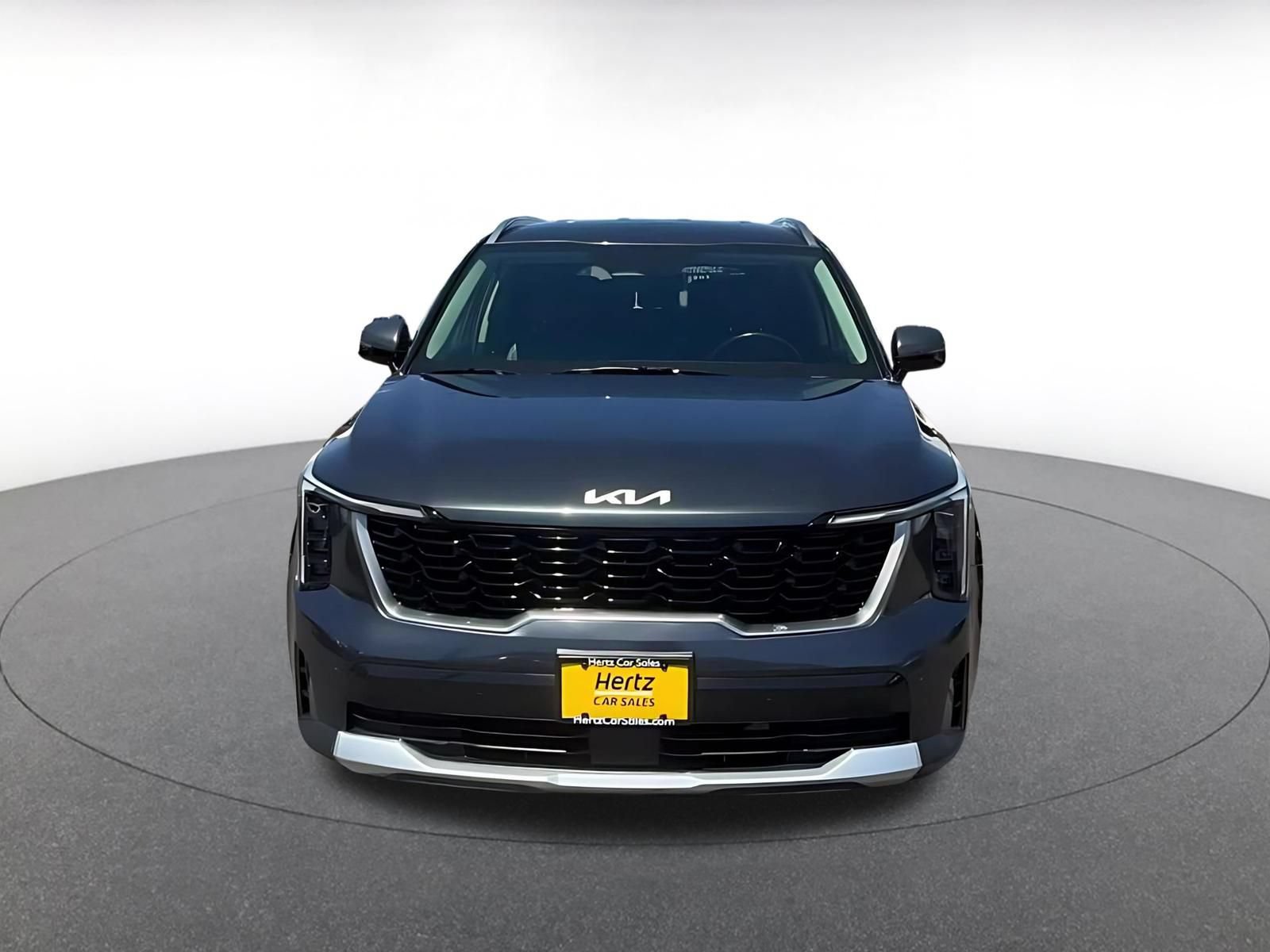 Thumbnail: 2024 Kia Sorento - 4