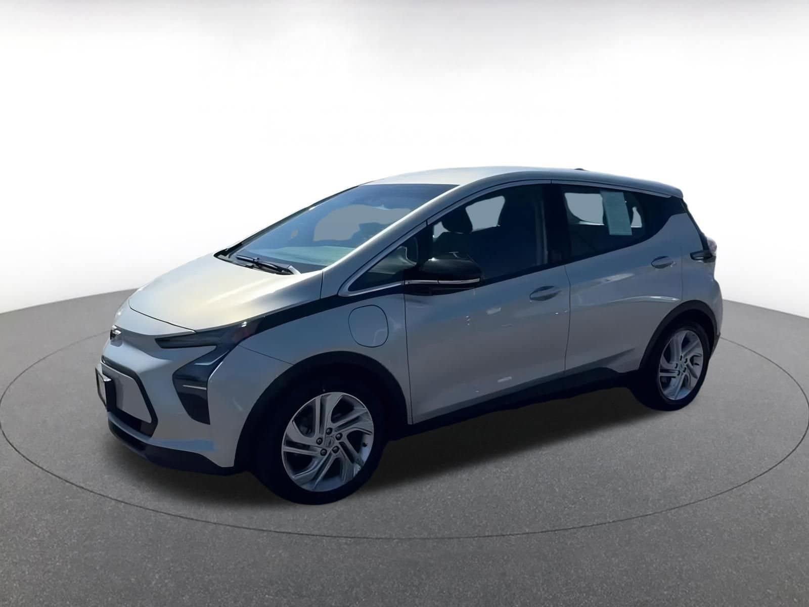 Thumbnail: 2023 Chevrolet Bolt EV - 8