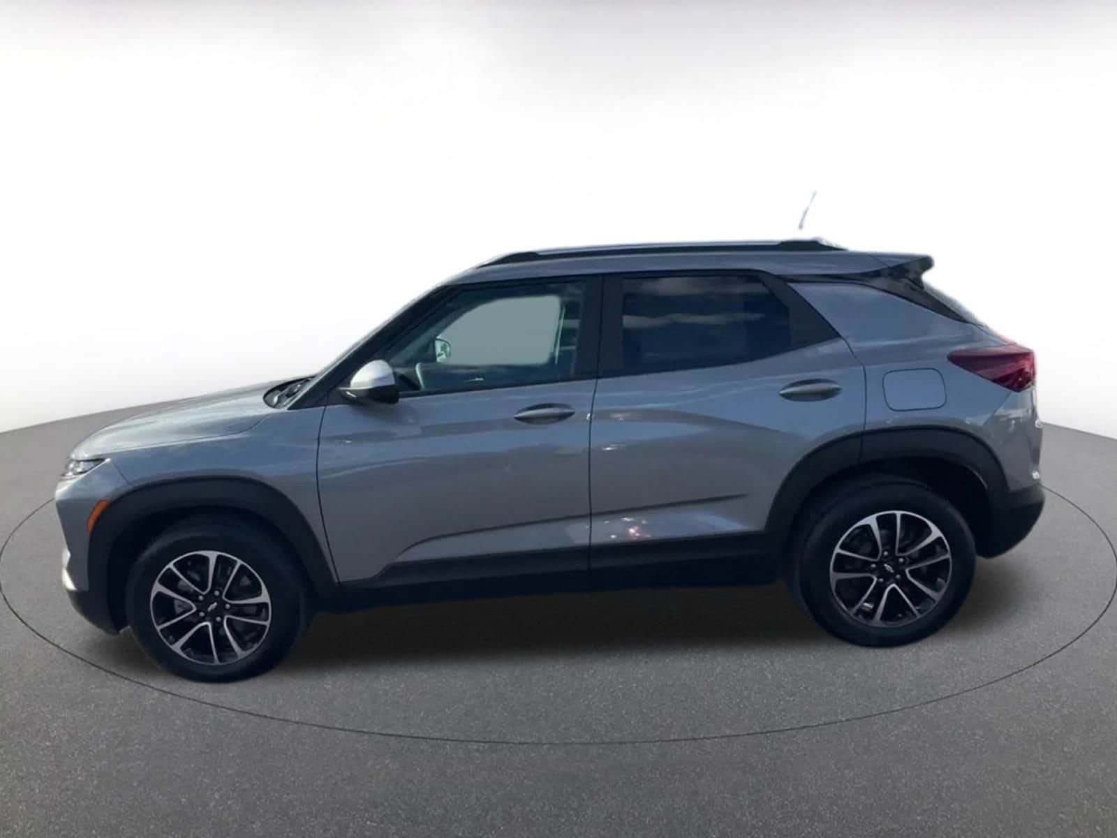 Thumbnail: 2025 Chevrolet TrailBlazer - 9