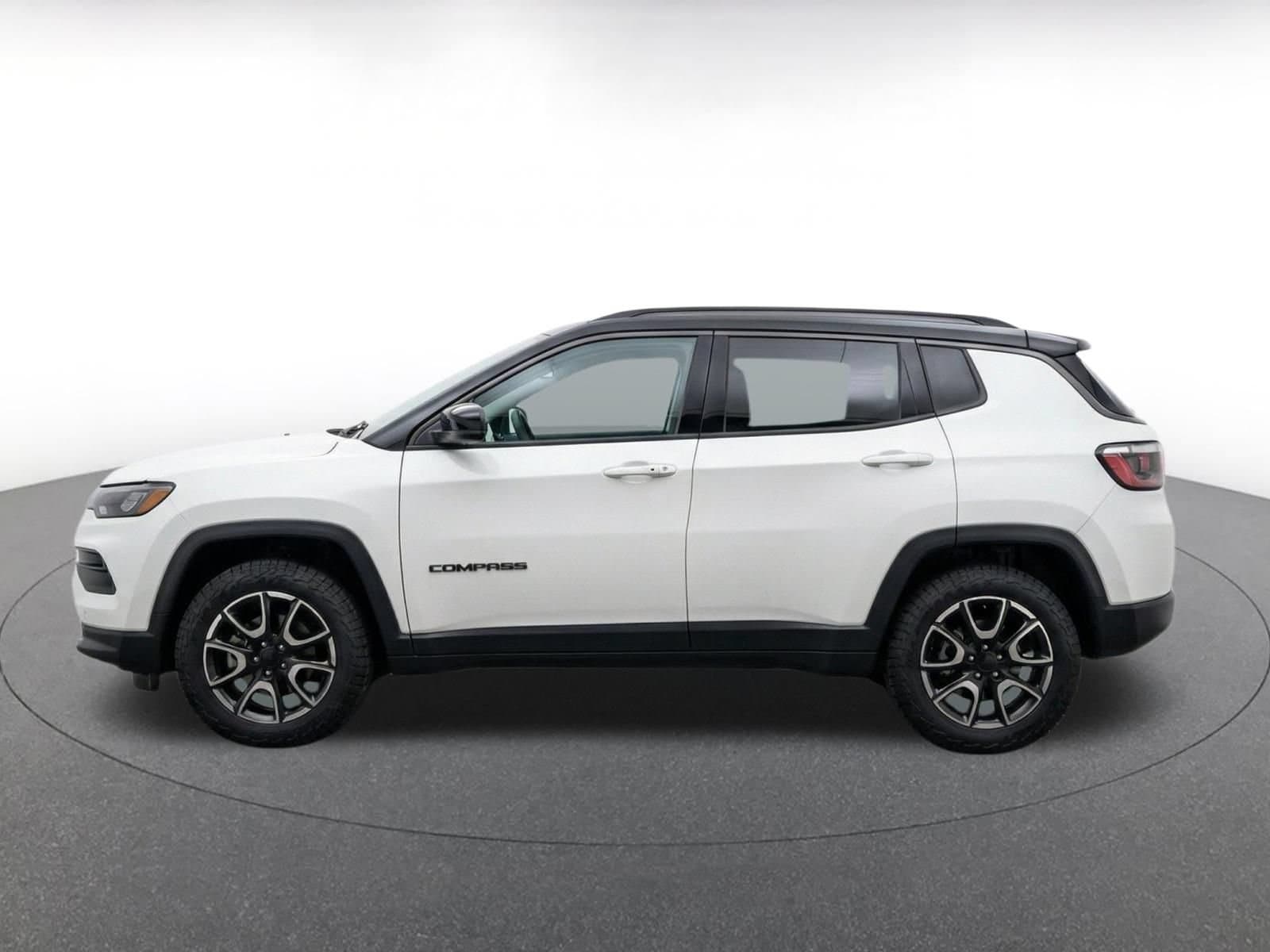 Thumbnail: 2025 Jeep Compass - 4