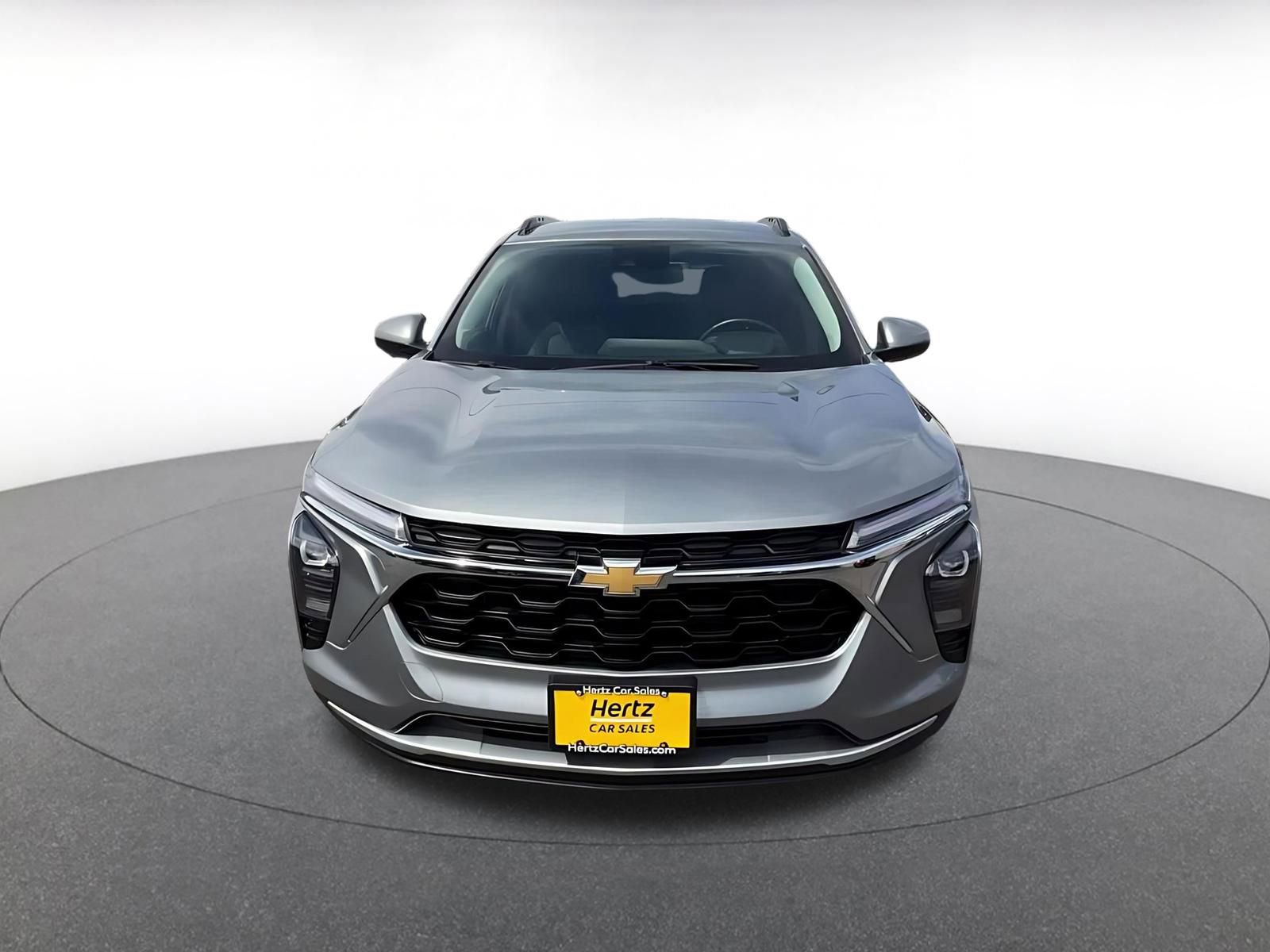 Thumbnail: 2025 Chevrolet Trax - 4