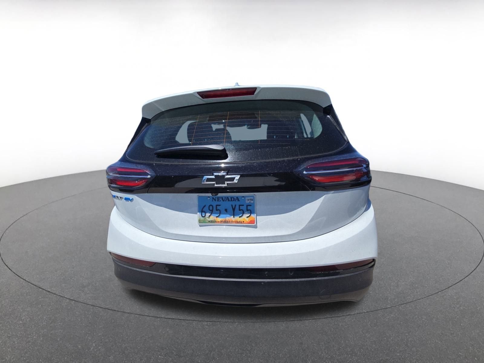 Thumbnail: 2023 Chevrolet Bolt EV - 8