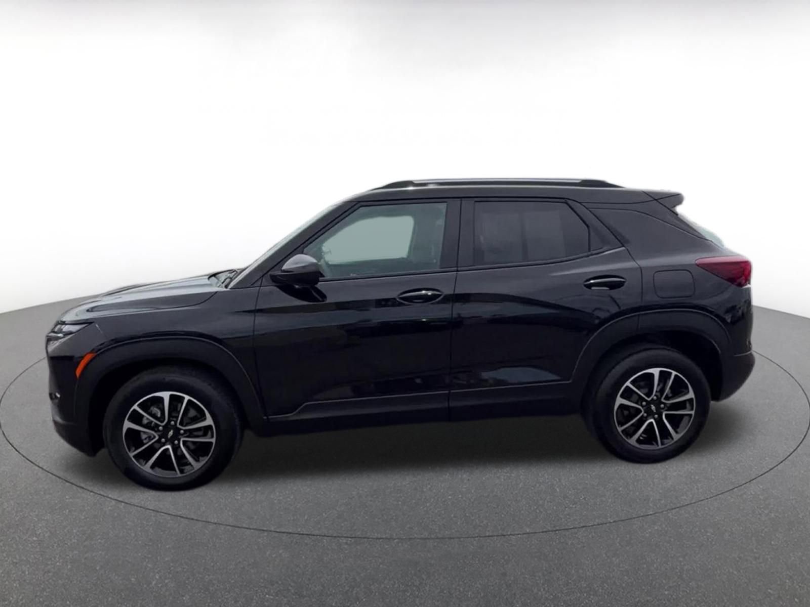Thumbnail: 2025 Chevrolet TrailBlazer - 9