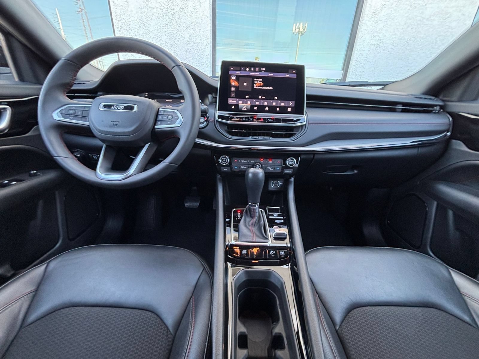 Thumbnail: 2025 Jeep Compass - 27
