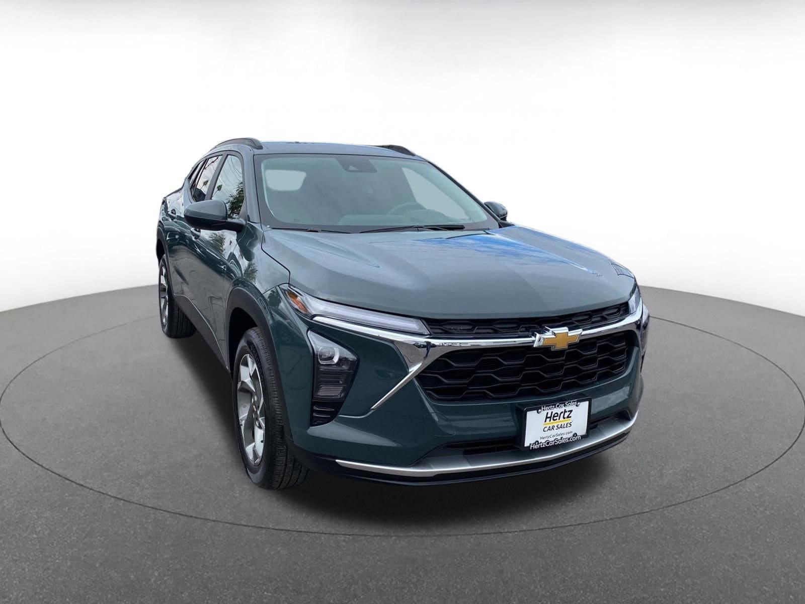 Thumbnail: 2025 Chevrolet Trax - 1