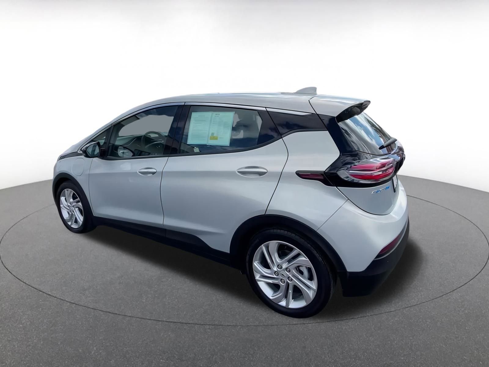 Thumbnail: 2023 Chevrolet Bolt EV - 10