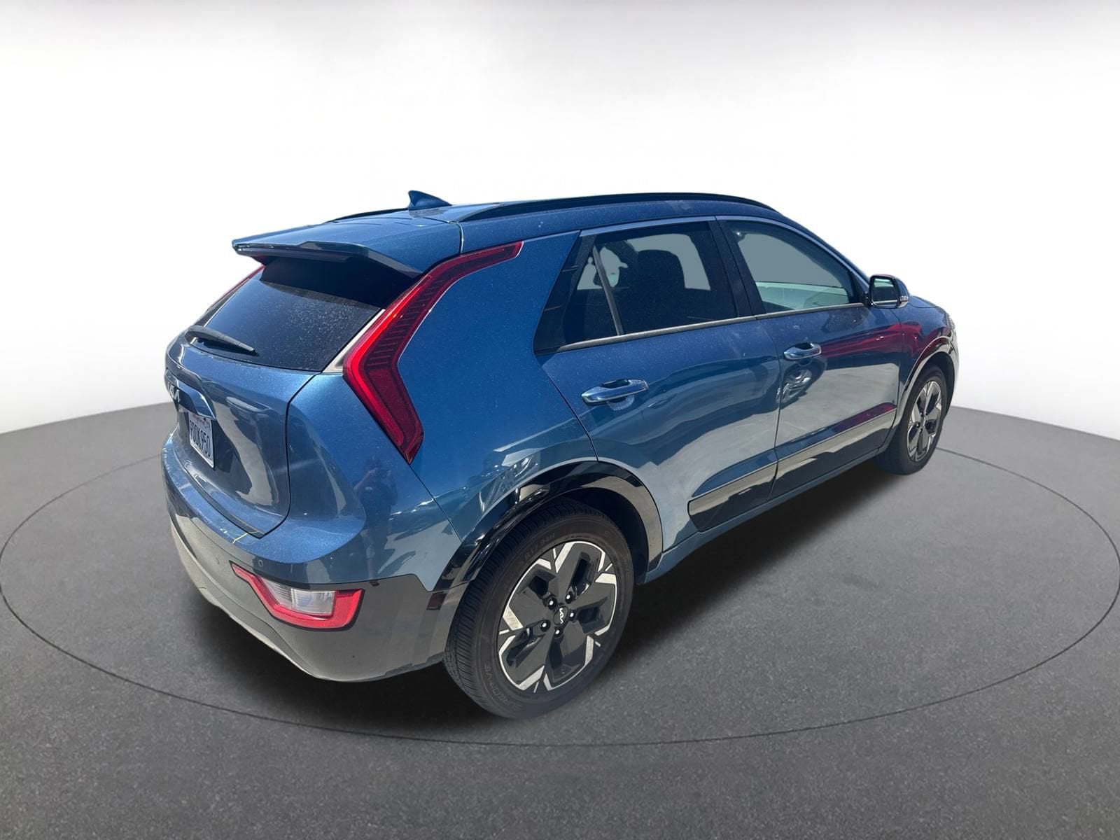 Thumbnail: 2023 Kia Niro - 6
