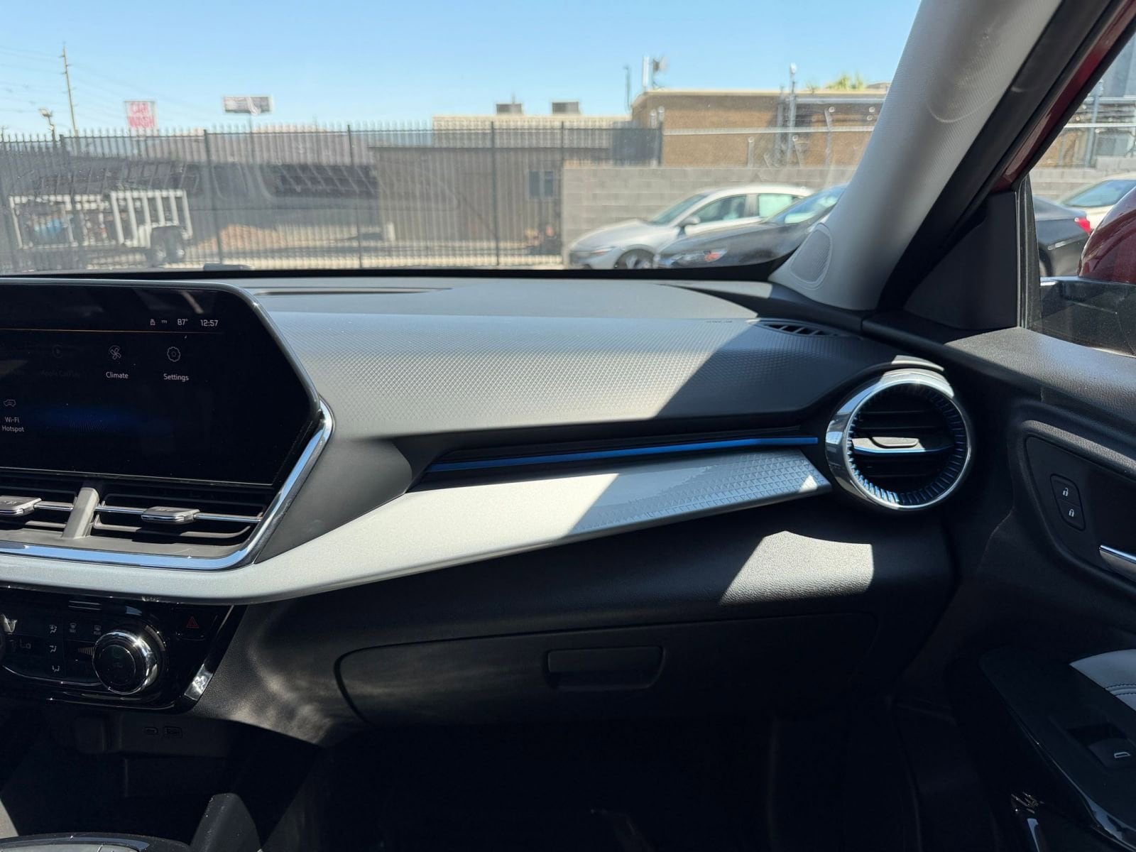 Thumbnail: 2025 Chevrolet Trax - 34