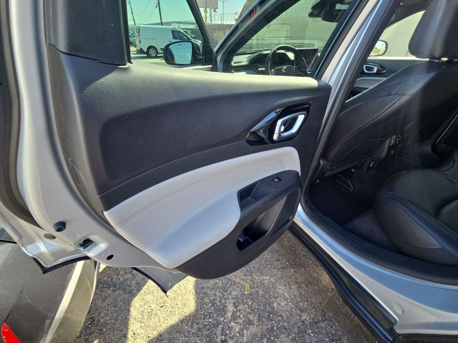 Thumbnail: 2025 Jeep Compass - 29