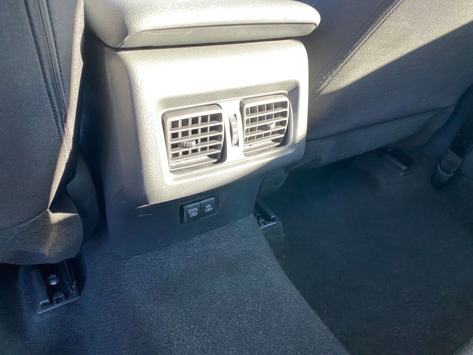 Thumbnail: 2025 Toyota Camry - 24