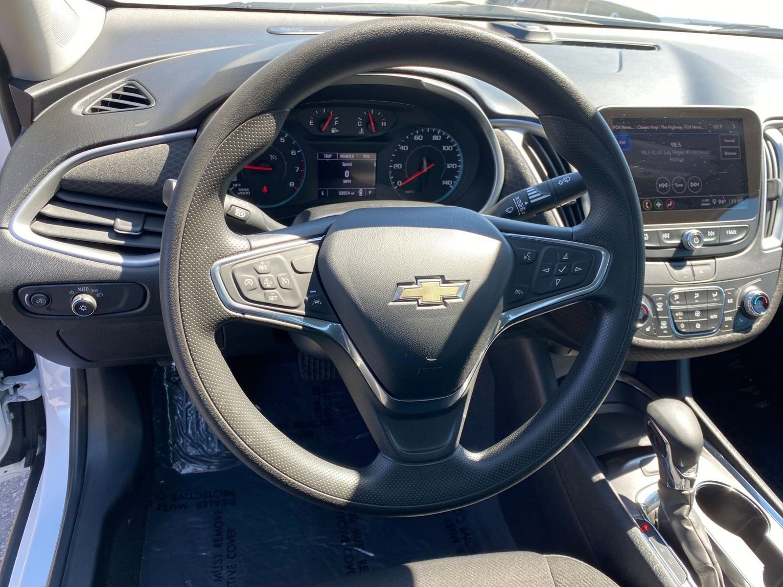 Thumbnail: 2023 Chevrolet Malibu - 28