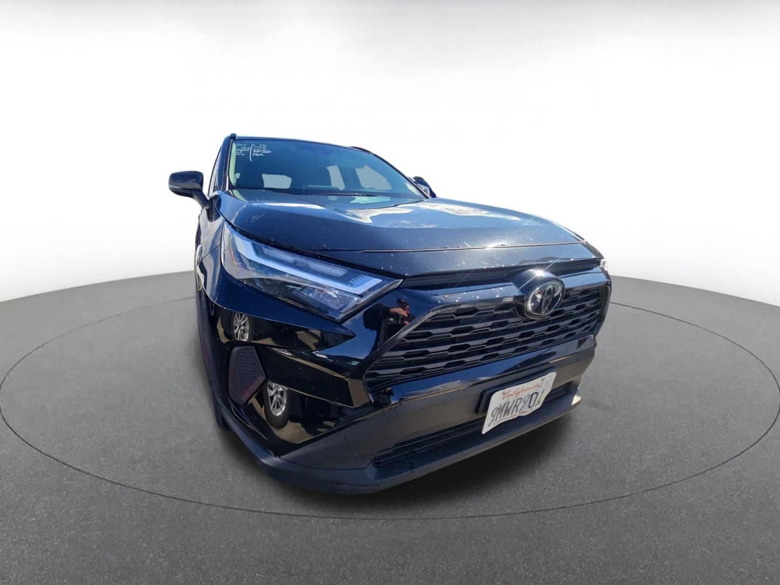 Thumbnail: 2025 Toyota RAV4 - 2