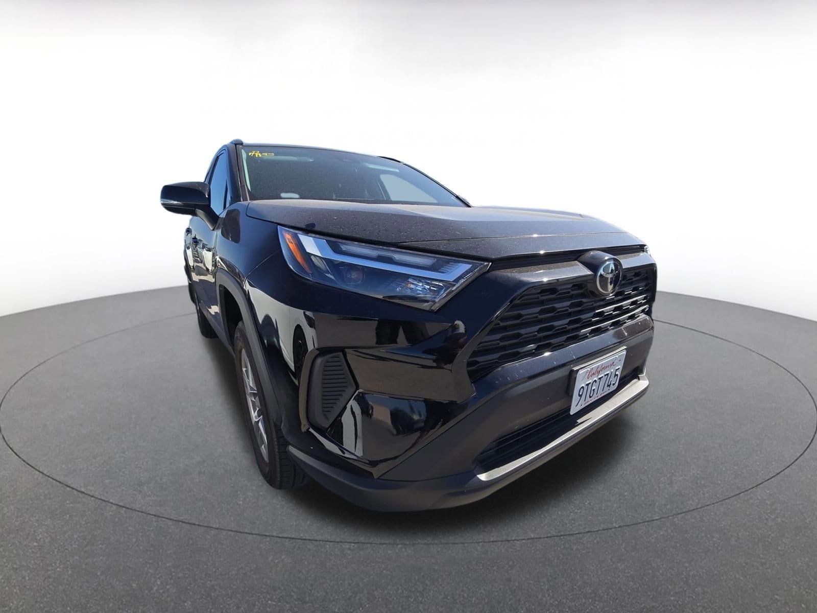 Thumbnail: 2025 Toyota RAV4 - 3