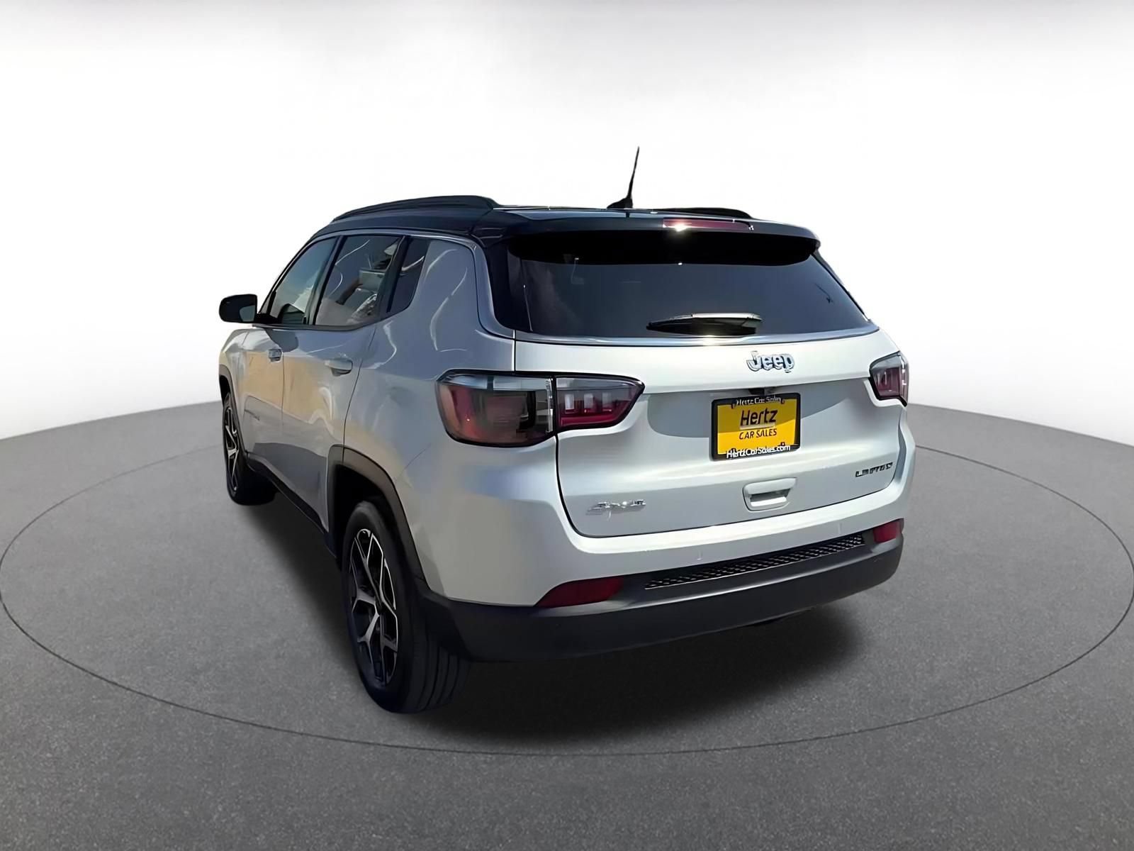 Thumbnail: 2025 Jeep Compass - 11
