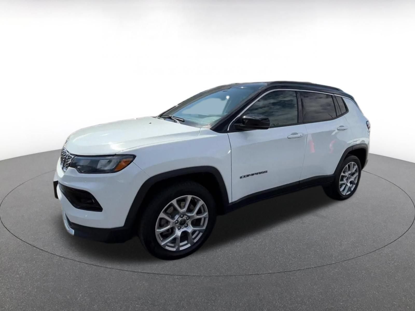 Thumbnail: 2025 Jeep Compass - 8