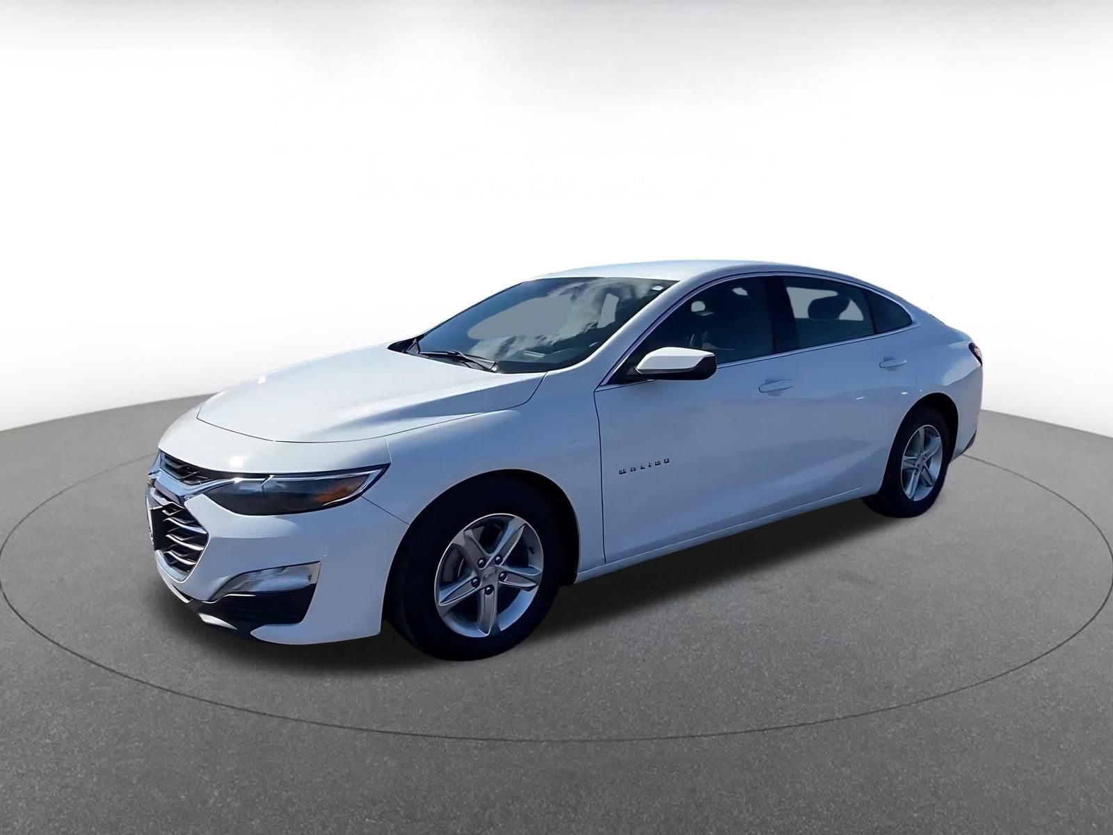 Thumbnail: 2024 Chevrolet Malibu - 8