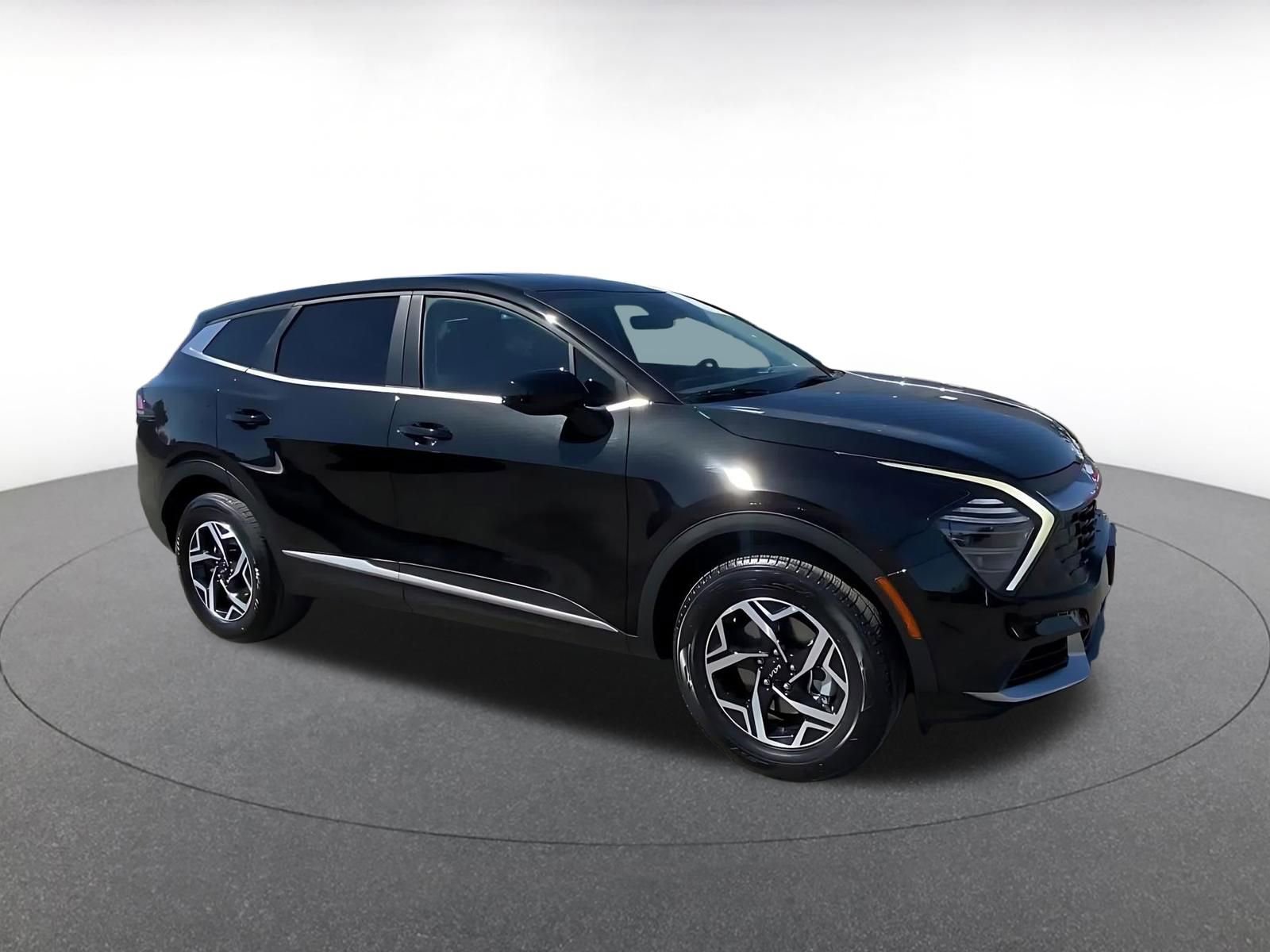 Thumbnail: 2025 Kia Sportage - 2