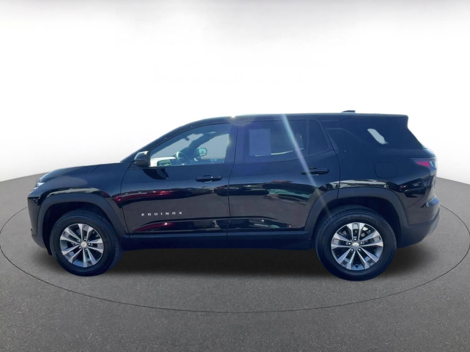 Thumbnail: 2025 Chevrolet Equinox - 9