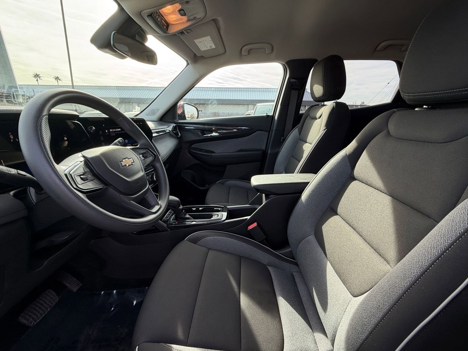 Thumbnail: 2025 Chevrolet TrailBlazer - 24