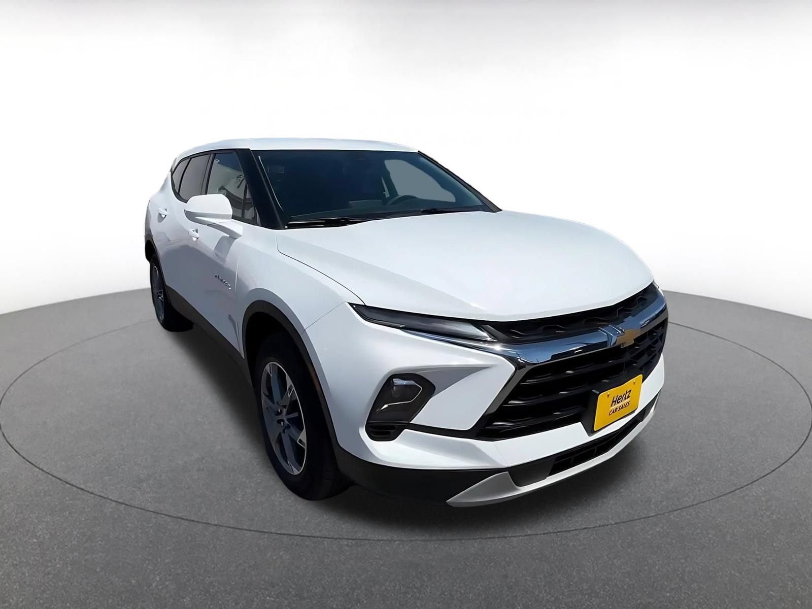 Thumbnail: 2025 Chevrolet Blazer - 3